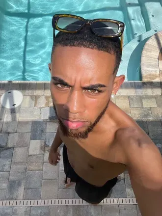 OnlyFans de uncutscorpio