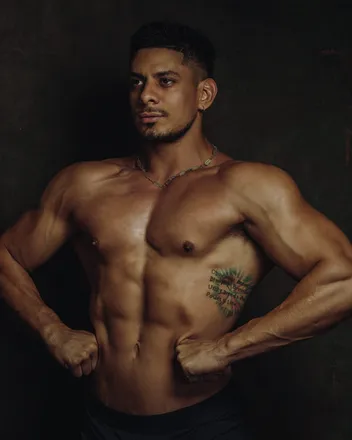 OnlyFans cuenta m.a.t header 2