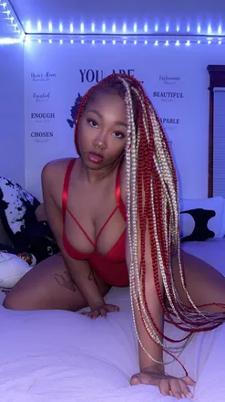 OnlyFans cuenta honeydew.77 header 2