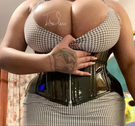 OnlyFans cuenta taylorstaxxx header 2