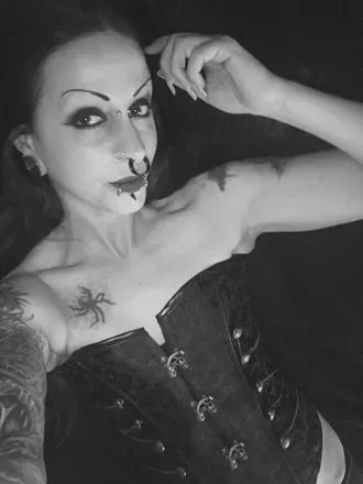 OnlyFans cuenta vixenravenous avatar 1
