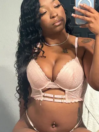 OnlyFans cuenta nubiabae header 2
