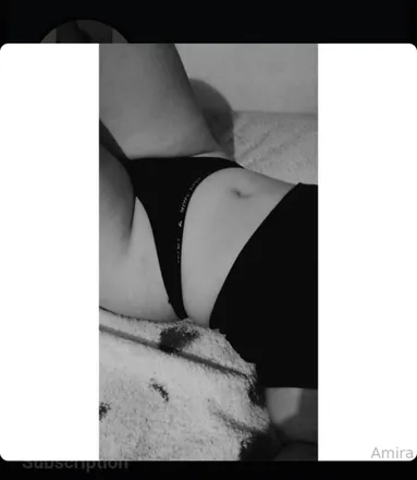 OnlyFans cuenta amyra_22 header 2