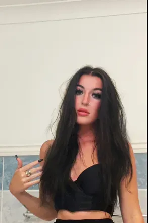 OnlyFans cuenta charleyl0uise avatar 1