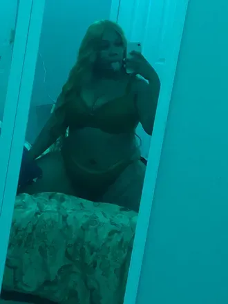 OnlyFans cuenta luhmiss_hunnie header 2