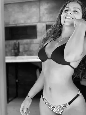 OnlyFans cuenta vividinostacey header 1