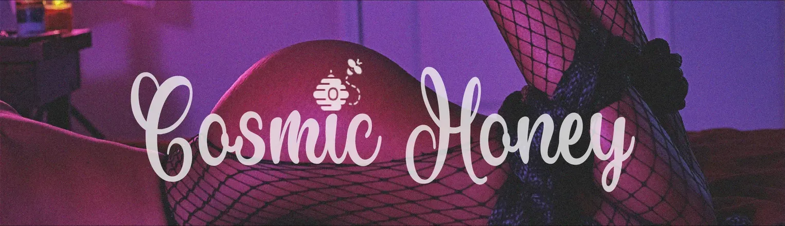 OnlyFans cuenta cosmichoney header 2