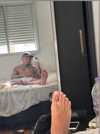 OnlyFans account  reeixx header 2