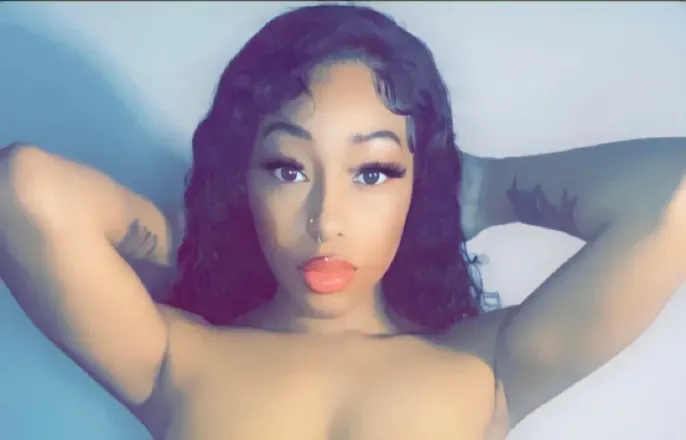 OnlyFans cuenta queenielovee2 avatar 1