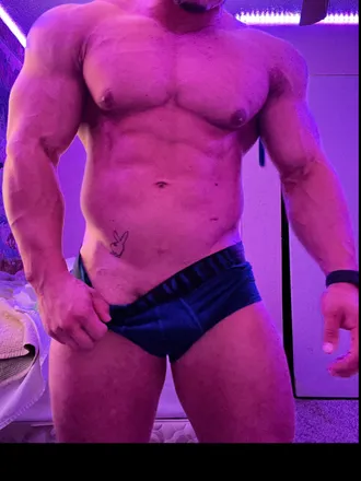 OnlyFans account  whitysteryxxl header 2
