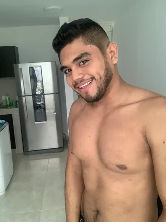 OnlyFans cuenta andresfemoreno header 2