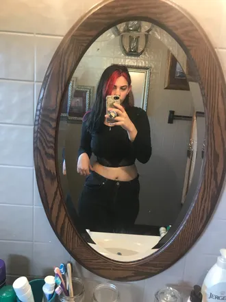 OnlyFans account  soggyrosepetals header 2