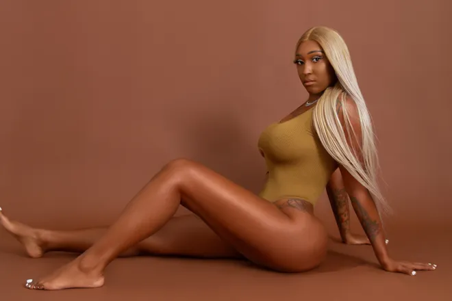 OnlyFans cuenta alexandrarose3 header 2