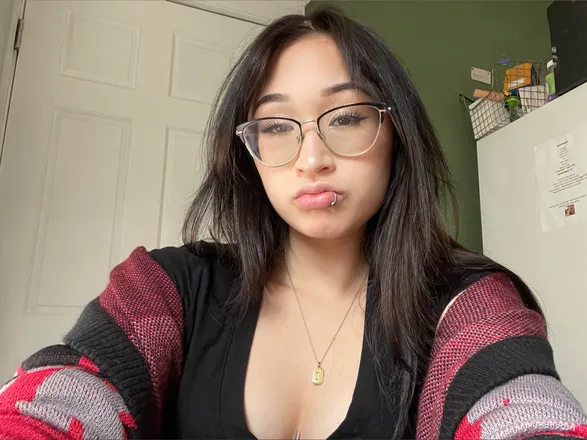 OnlyFans account  yourgodiris header 2