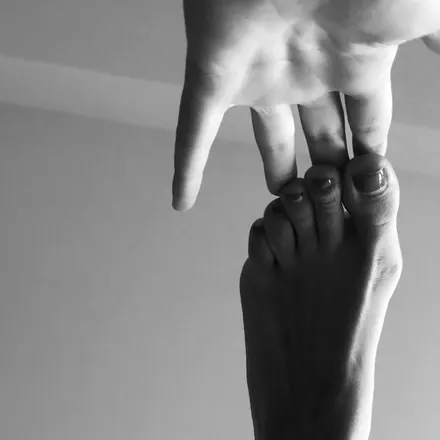 OnlyFans cuenta only_feetyy header 2
