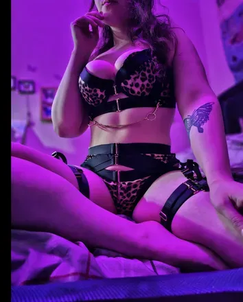 OnlyFans cuenta kinkedvixen avatar 1