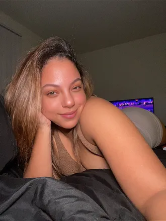 OnlyFans cuenta lickinikki22 header 2