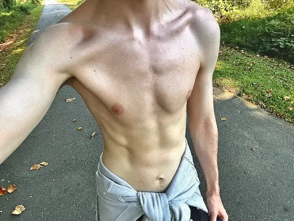 OnlyFans cuenta rosieboyworld header 2