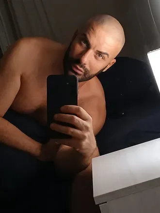 OnlyFans cuenta semplicemte header 2