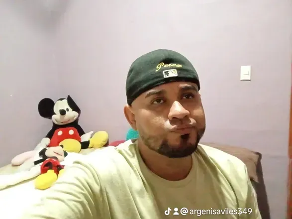 OnlyFans cuenta avilesperez avatar 1