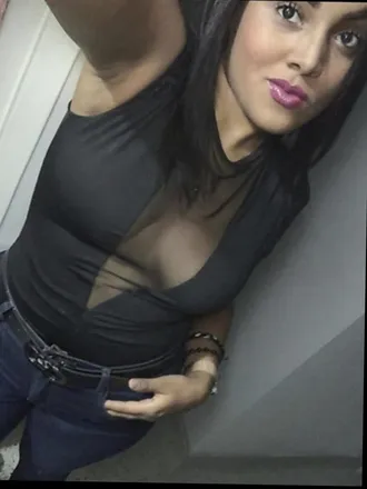 OnlyFans cuenta brillo-tik header 2