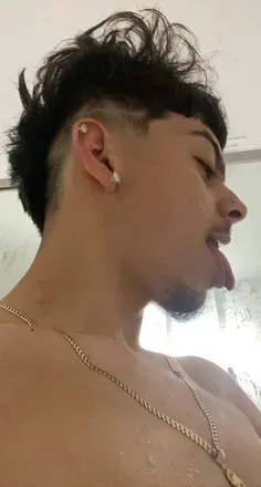 OnlyFans cuenta prettyboyy512 avatar 1