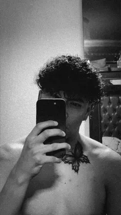 OnlyFans cuenta lonely_wolf_08 avatar 1