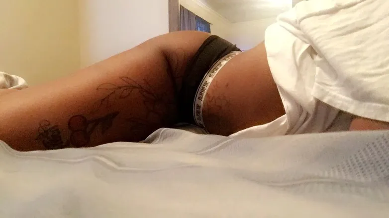 OnlyFans cuenta therealjuicyyju header 2