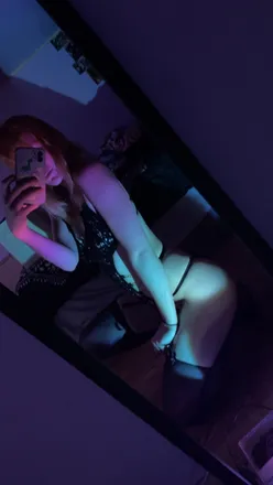 OnlyFans cuenta tayrenaeb header 2