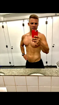OnlyFans cuenta u124015054 header 2
