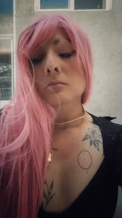 OnlyFans cuenta rebeccajay0 header 2