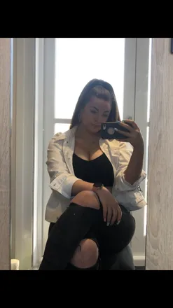 OnlyFans cuenta chloebloom1 header 2