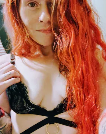 OnlyFans cuenta scarlettbottomz avatar 1