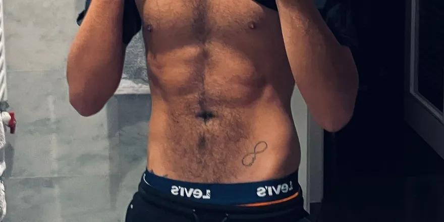 OnlyFans cuenta dean_69 header 2