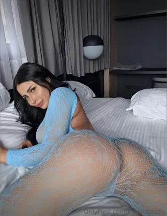 OnlyFans cuenta charlotte19y avatar 1