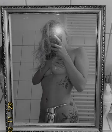 OnlyFans cuenta secretember69 avatar 1