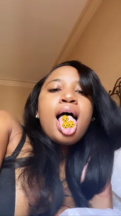 OnlyFans cuenta carmeeenbabby header 2