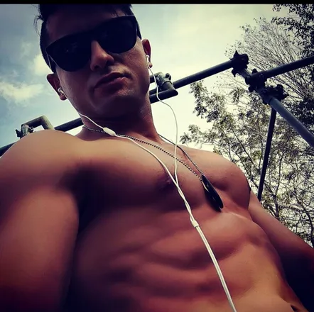 OnlyFans cuenta darioparker header 2