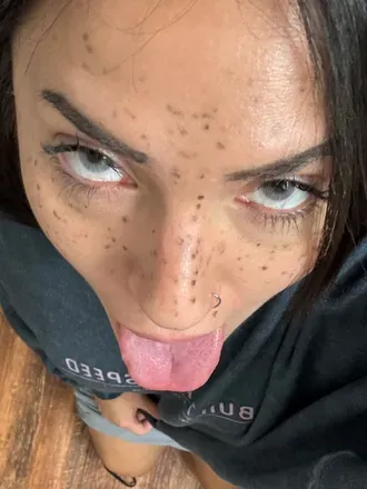 OnlyFans cuenta gigilorenaaa header 2
