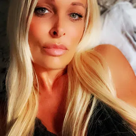 OnlyFans cuenta leaveuwantingmore header 2