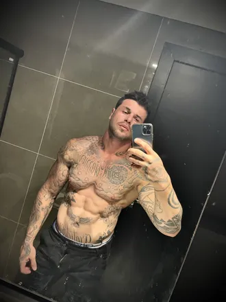 OnlyFans cuenta adaltoandrade header 2