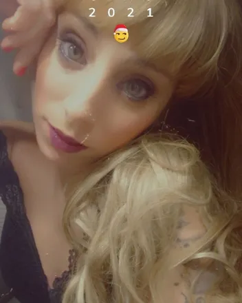 OnlyFans account  xuminocaliente header 2