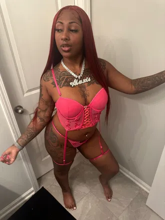 OnlyFans account  lovelylex21 header 2