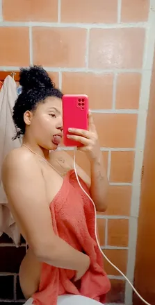 OnlyFans cuenta auracerra header 2