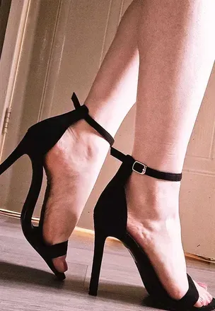 OnlyFans account  footfetishpicshowyoulike avatar 1