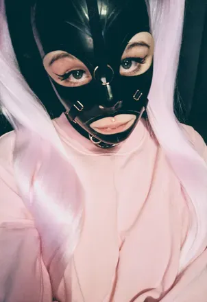 OnlyFans cuenta rubberdummy avatar 1