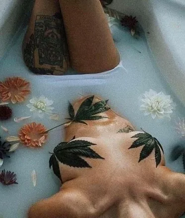 OnlyFans cuenta simplyyjay header 2