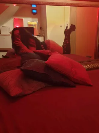 OnlyFans cuenta u189616334 header 2