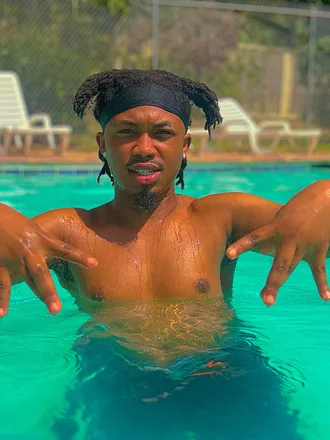 OnlyFans cuenta luhrudolph header 2