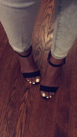 OnlyFans account  lickmytoesboo510 header 2